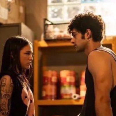 sarcasticaxox's profile picture. she/her🍓with a big heart🏹