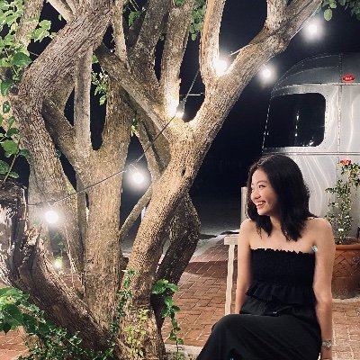 anneconcio_'s profile picture. 