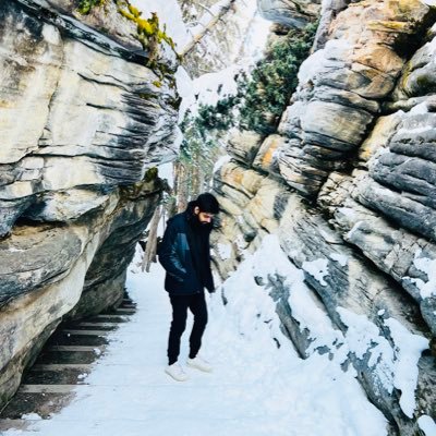 nikhil_virani8's profile picture. 