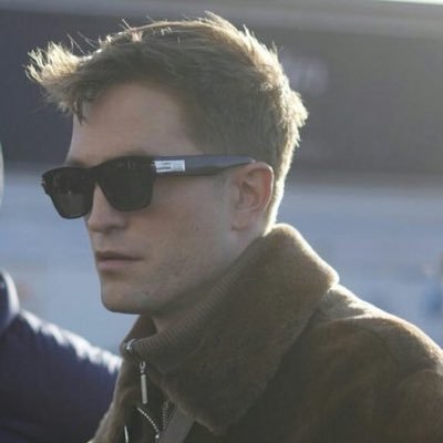 _chlorox_'s profile picture. yes im still emo in 2025 what abt it