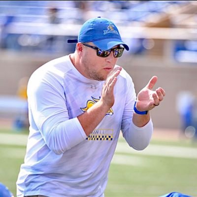 Offensive Coordinator & OL Coach at @Gojacksfb • Brittany’s Husband & Everett’s Dad • #Gojacks