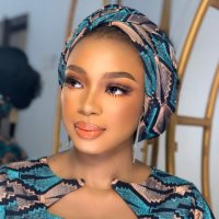 Stylish (@hafsatumarfaruq) 's Twitter Profile