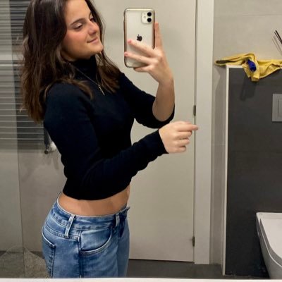 raquelllgarciaa's profile picture. gijoniinn