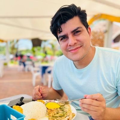 adrianquevedos's profile picture. 