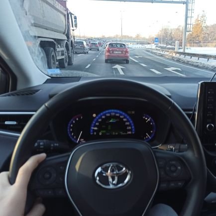 UzerRoman's profile picture. TWT holder