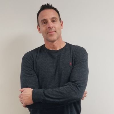 Justin Holley 🚀 Profile