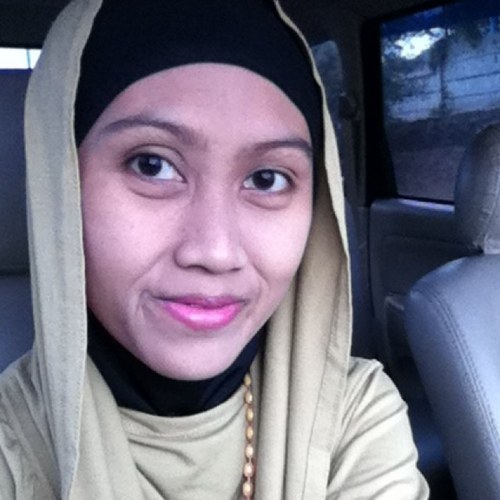 ekawatikurnia's profile picture. 