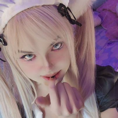 Web cam model - Stripchat- Chaturbate ヘビ使い 
Anime- Kawaii stile 
好色なhttps://t.co/5nWPFgeF4A
                  instagram @angelaguccix