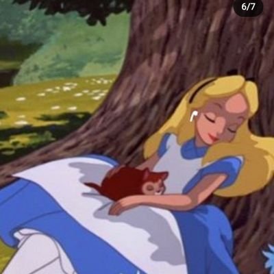 Yaaas_youknow's profile picture. Tengo el talento de hacer que lo que me imaginé se dé ✨

        Twitter = Otro diario