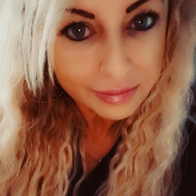 lozzie69uk's profile picture. love fast cars
blonde and nuts with a good heart and soul and a true believer and dreamer