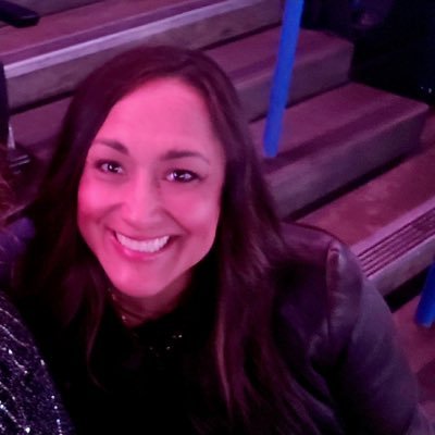 Linguist|ELA teacher|@UniofNewcastle Alum|@IREXintl TGC fellow 2017-2018 Morocco| @ucirvine Anteater‘03|Chicana| Sprinkle in a little House Music