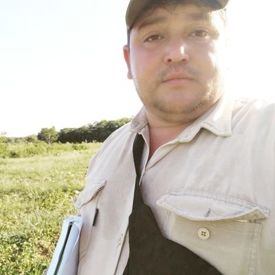 Miembro Nacional de la OLT y la ANAPA, Promotor Agroecológico.
Monitor Ambiental.
Activista Social y Político.
Agricultor Campesino.