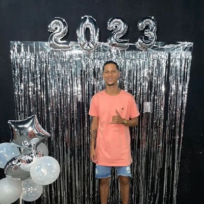 Daria medo do tamanho do Vasco se eu não fosse vascaíno // Fã do @Edmundosouza7 , @neymarjr e @Cristiano / Luiz miguel 😇💔