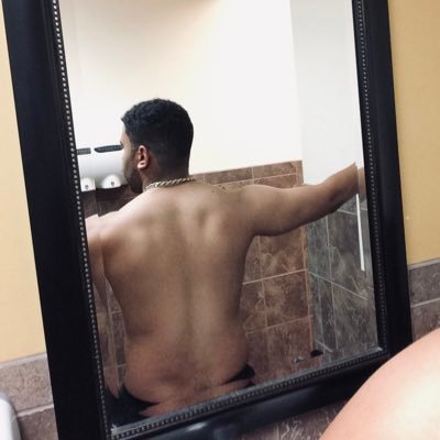 Just here for a good time not a long time.. BBW and Squirt Lover.. STRAIGHT MALE. 4play Papi.. Anime.. Pretty🍆 Gang. DM’s always open