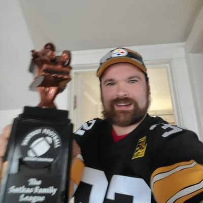 Host Charles Richey Covers Weekly #Steelers & #NFL News & Analysis at 8:00 pm CST. #FaceBook & #IG @MenofSteelNation. Also follow Charles @ProdigyRichey.