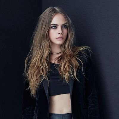 BlessingsOfFae's profile picture. 'ɪғ ʏᴏᴜ ᴄᴀɴ'ᴛ ᴘᴜɴᴄʜ ʜɪᴍ ᴛʜᴇɴ ɪ'ʟʟ ɢʟᴀᴅʟʏ ᴅᴏ ɪᴛ ғᴏʀ ʏᴏᴜ, ʀᴇɴ.'