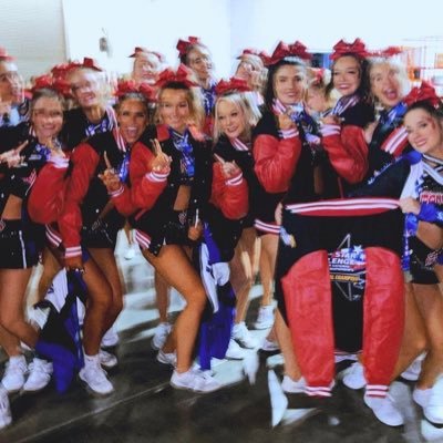 babsbigpurrr's profile picture. panthers, diamonds, + lady jags stan