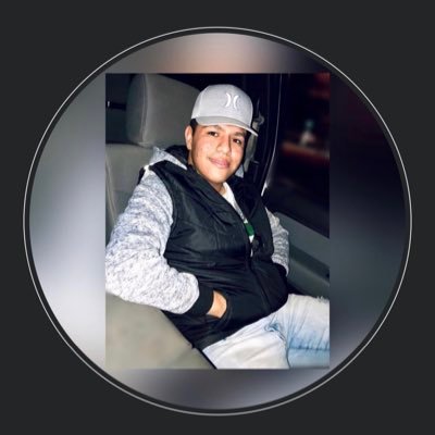 Vargas_fernand0's profile picture. SHS SOCCER #19⚽️. ❤️💍Griselda Rivera🥰💛