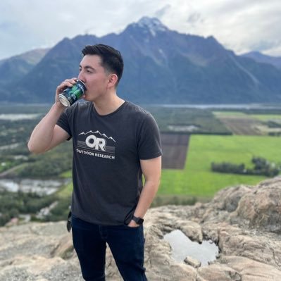 UCR Grad || US Army || Lift weights then make mistakes || Tequila connoisseur