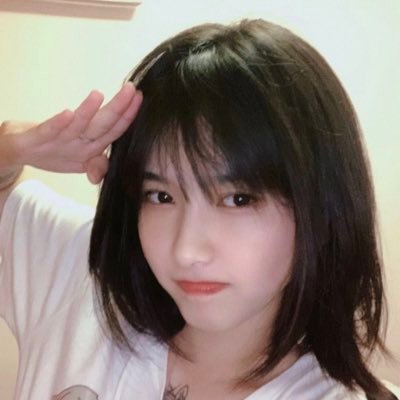 zzx83456588's profile picture. 呃