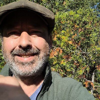 Québecois Souverainiste
Européen de Cœur
Faim Gourmand et de Gauche
Mélomanes Bitcoin Investisseur
Pécheur Zen, mené, Crapet !
Solidaire du peuple Catalan
