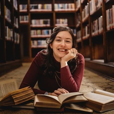 editor, writer, artist | collector of dictionaries and rubber ducks | she/her