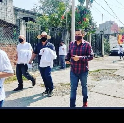 Cuernavacense comprometido con mi querido Municipio, Gestor y luchador Social, creyente de que una sociedad Unida y Participativa nada la detiene.