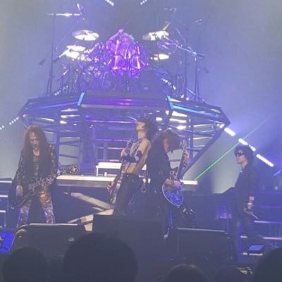 JlaVO1RNJqzL0Wq's profile picture. 