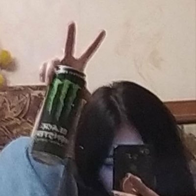 tobemkkkjj's profile picture. mentiras mentiras e mais mentiras, eis a sociedade