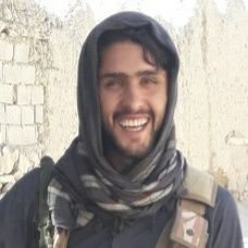 ۞فَإِنَّكَ بِأَعْيُنِنَا ۖ ته د الله ج د مراقبت لاندي یي.
تو تحت مراقبت خدا هستی.
سوره طور | آیه ۴۸