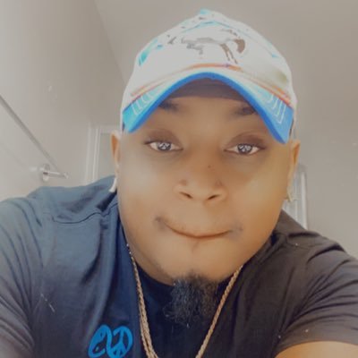 I am kool down to earth person that love meeting people