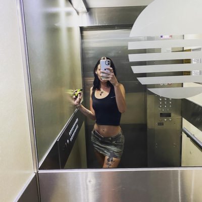 charlie25360829's profile picture. Single stay at home mumma living life to the fullest!!