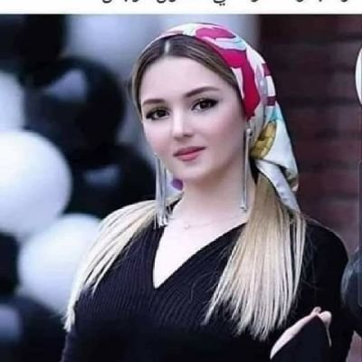 إنسان عادى جدا مرح أحب الفكاهة والمرح أحب الخير لكل ٣