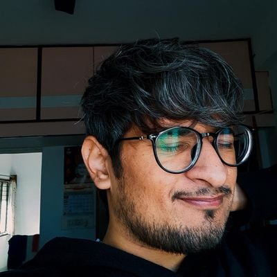 22 | I tweet about cricket, films, and life | content creator; Instagram @meprayaagg | likes sarcastic humor. admires King Kohli & Prince Devitt 💝✨🙏