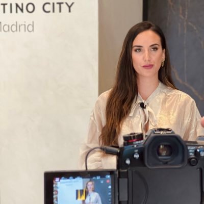 araceli_sintas's profile picture. Periodista.