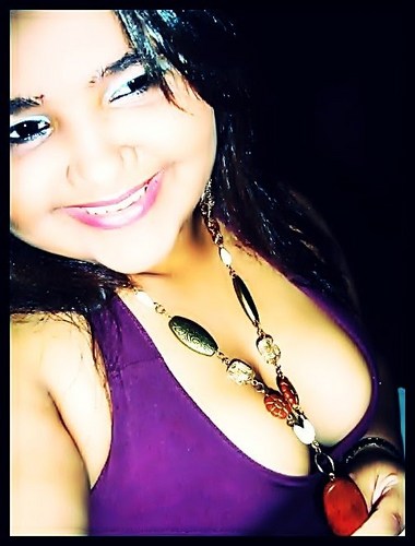 Tenho 22 anos , sou uma garota legal , simpática, romântica ,amorosa, amiga , Solteira ,sou feliz , alegria de ser amada por todos !! isso q me faz um bem !