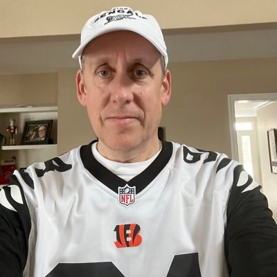 Dad/husband, Buckeye/Bengal/Bobcat/Loveland Tiger fan, Avid cyclist