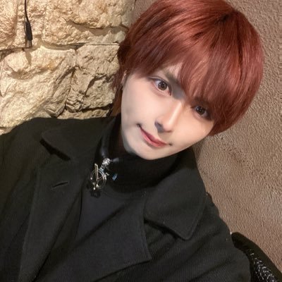 230万人youtubeチャンネル出演 元UUUM所属 70万人youtuber/ 徒花TOXiCでした