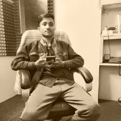 Lochan_singh34's profile picture. @विशेष शिक्षक, 

ज़िन्दगी हैं तो उम्मीद हैं ! 🥳
#Jaat..💪💪
jay shree ram 🙏
follow करो follow back 💯💯% मिलेगा 💐  

❤️❤️