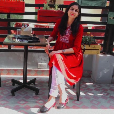 komalsharrma's profile picture. अभेद अभिन्न अज्ञात 🙃❣️