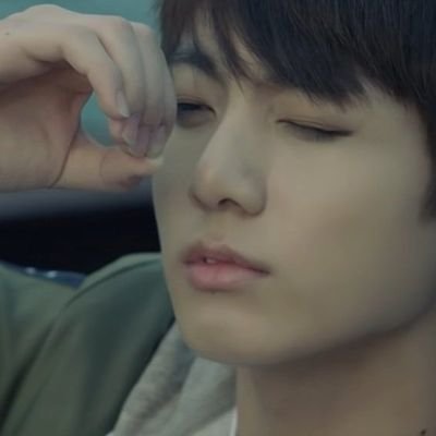 jeon_zeha11's profile picture. Aku siap lahir batin jadi orang kaya raya 💰💰