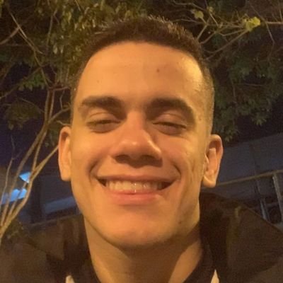 coutinho_yag's profile picture. Euzinho sendo eu mesmo.