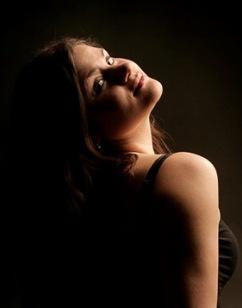 bt_invader's profile picture. Окрашенный пыльцой бабочки - мгновенный пейзаж моего настроения. Его сдула моя же улыбка, излишне натуральное дыхание.