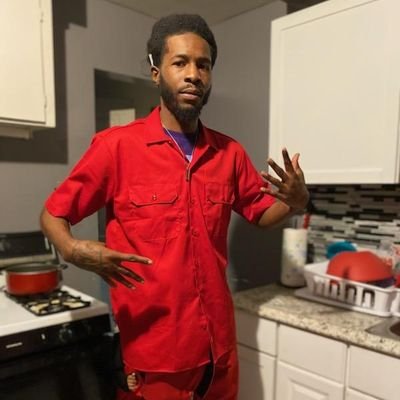 MarcusW03793391's profile picture. .Detroit 
6'0
♑
82