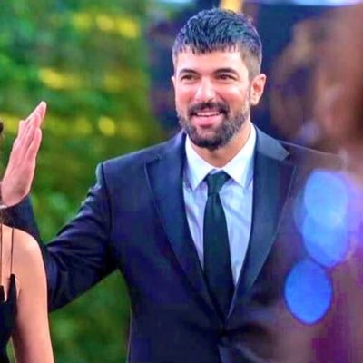 fan de Engin Akyürek y Tuba Büyüküstün 🦅 ❤️👑👸🏻🇹🇷(Reyes de Turquía) #DizisTurcas 👋🇺🇾🙋🏻‍♀️ #Uruguay