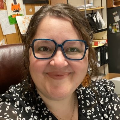 A veteran teacher, I'm also a dance mom and golf wife. I craft and cook with my kids. Finishing my MEd in Educational Technology and Innovation.