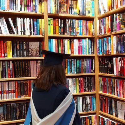 ma children's publishing @ bath spa, anxious lil queer bean but still worth it. no lgb without the t. /(she/her/they) 🏳️🌈🦋