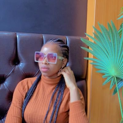 Hair Enthusiast|
Bridal Hairstylist|
YouTuber|
ICT (SMM)🖥