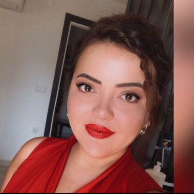 fztmerveyuzen's profile picture. az biraz deli, azdan çokta serseri, fazlaca açık sözlü, görüntüde oğlak, perdelerini kaldırınca tam bir balık, insanlara güvenmeyen çılgın fizyoterapist🤣