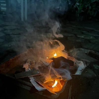 helloguysid's profile picture. emuuaahhh dunia